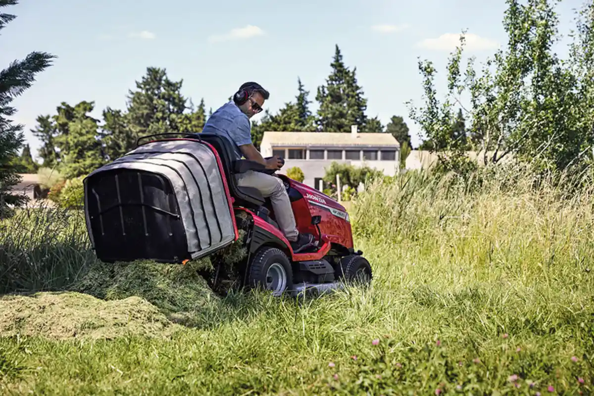 traktor-honda-Kosiarka-Honda_HF-2625-HTE