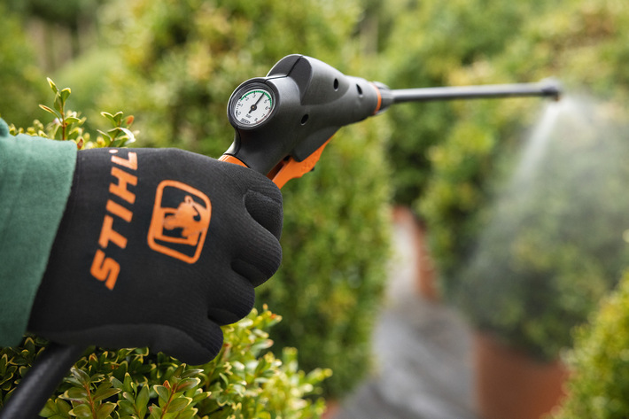 Stihl Opryskiwacz akumulatorowy SGA 85 [36 V] z systemem AP. Pojemność 17L  - ZESTAW