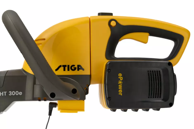 STIGA HT 300e – sekator akumulatorowy, zestaw