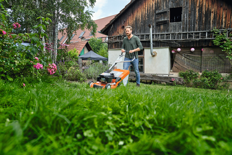 STIHL RM 650 VS – kosiarka spalinowa, 48 cm, kosz 70 l, 3,5 KM