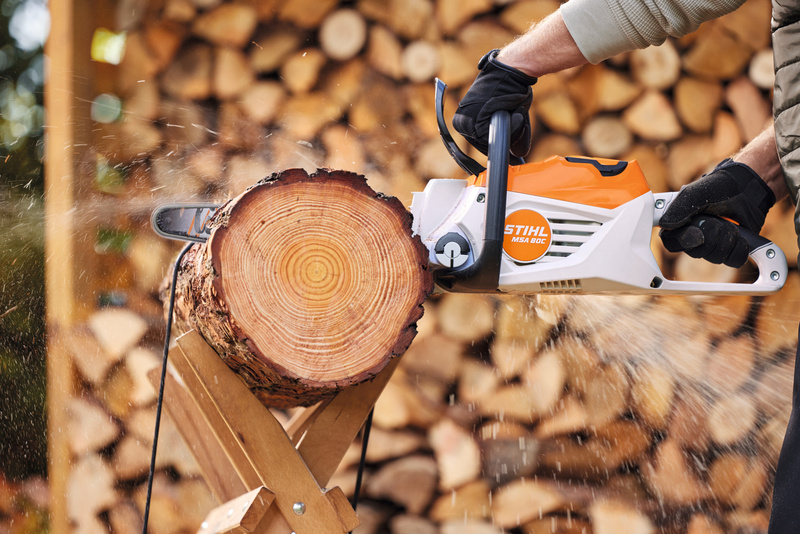STIHL MSA 80 C-B Pilarka akumulatorowa, zestaw, 71 PM3 35 cm L01 1,1 mm