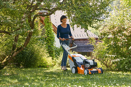 Stihl kosiarka spalinowa RM 650 VE [Moc 3,5 KM] Szer. koszenia 48 cm, poj. kosza 70L - Regulacja wysokości koszenia