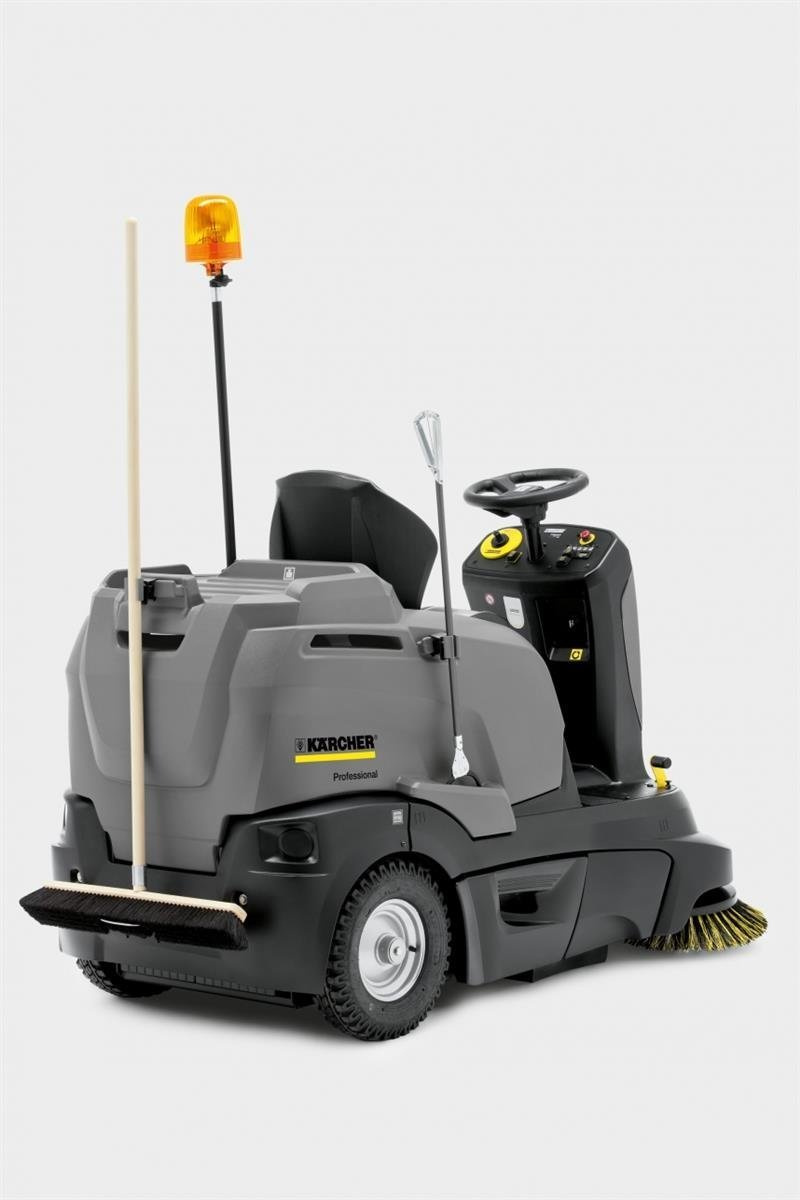Karcher zamiatarka KM 90/60 R Bp Pack Adv - wszechstronność zastosowania