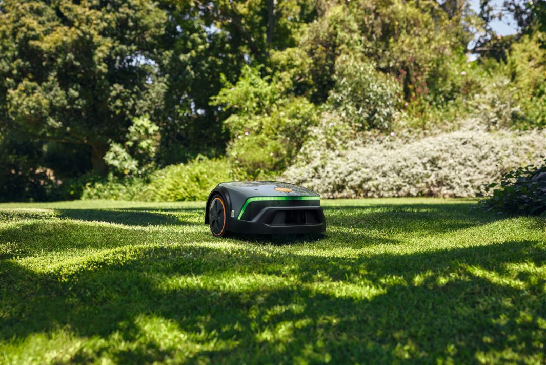 STIHL Robot koszący iMOW 3 EVO (500m2) - aplikacja mobilna