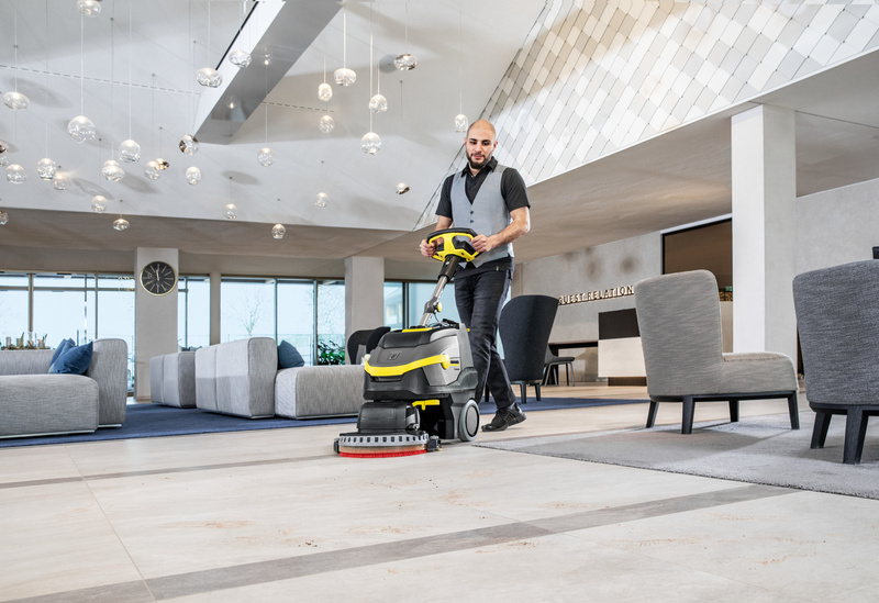 Karcher BD 38/12 C Bp Pack - szorowarka tarczowa akumulatorowa