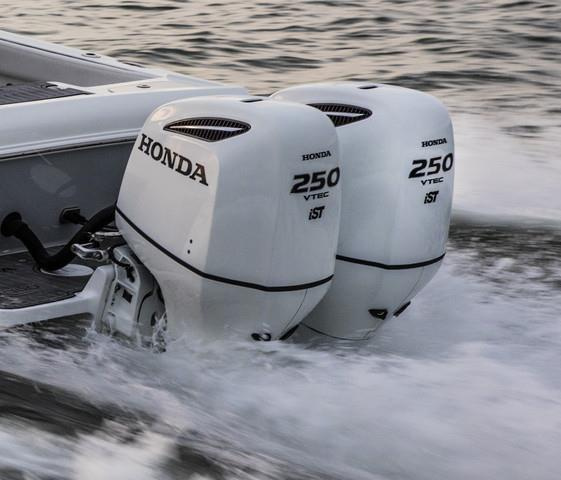HONDA Silnik zaburtowy BF200 D XCDU NH565 DBW