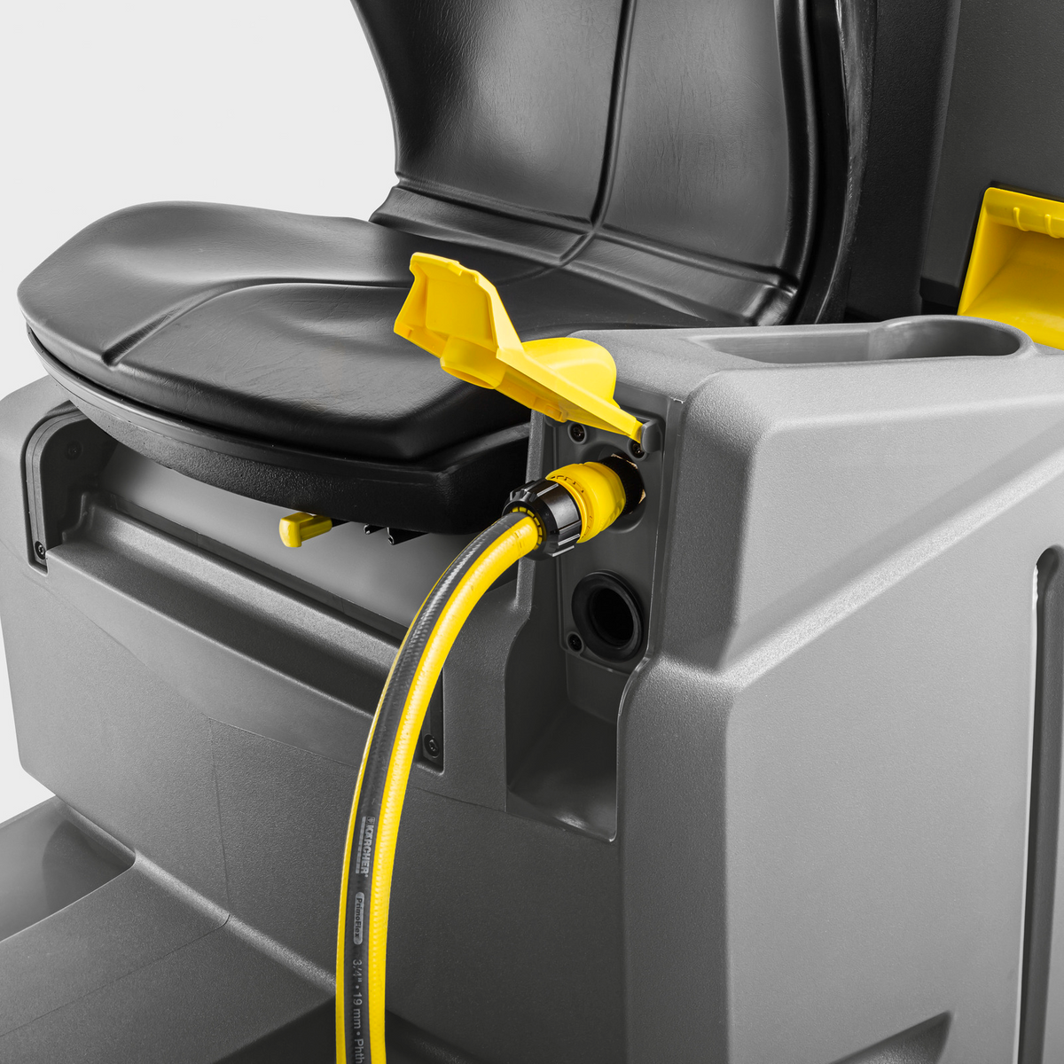KARCHER Szorowarka kompaktowa B 110 R Bc Dose+SSD+R75 - bezpieczeństwo i łatwość obsługi