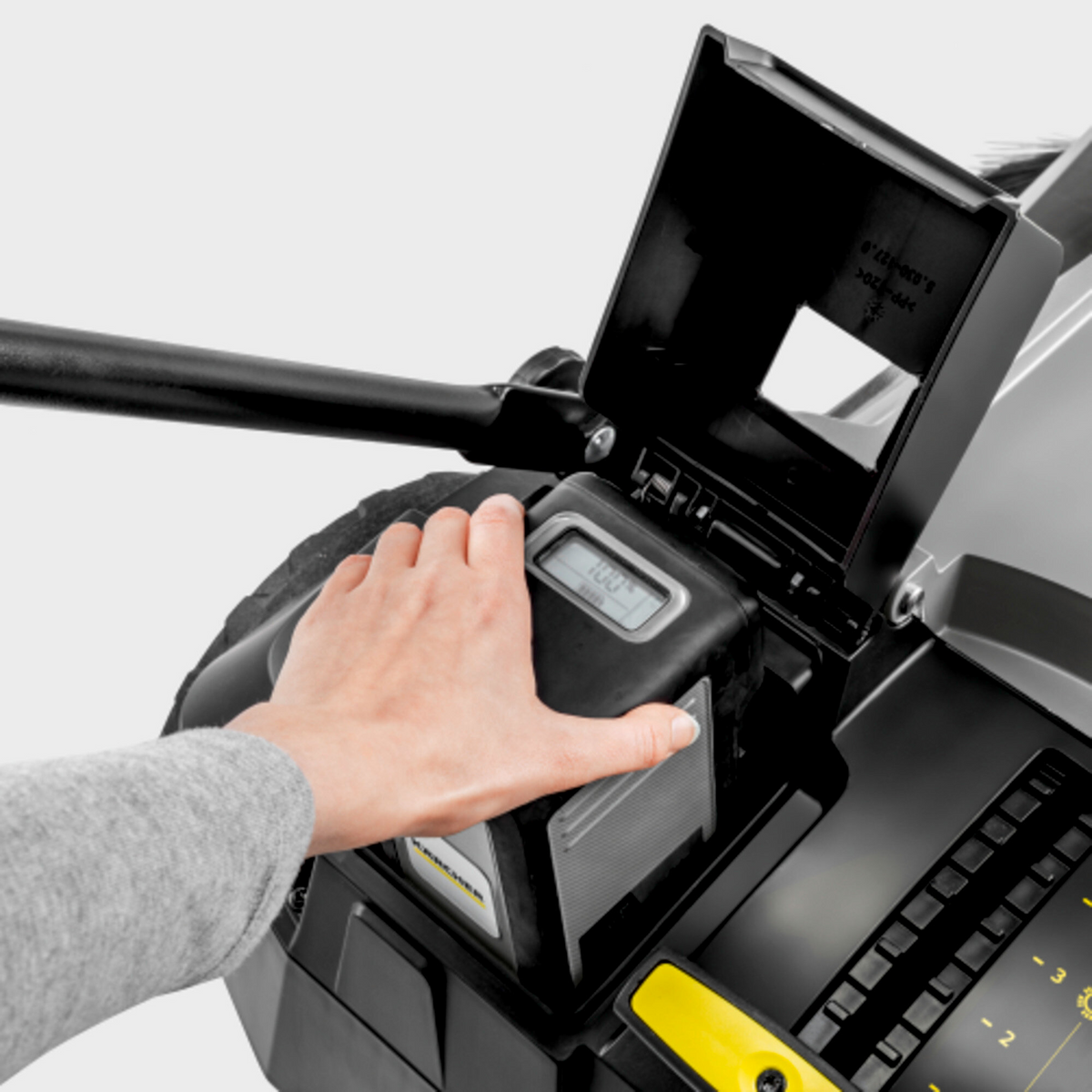KARCHER Zamiatarka 70/30 C BP 2SB - innowacyjne rozwiązania