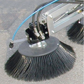 KARCHER ZAMIATARKA Z TRAKCJĄ KM 130/300 R LPG - trwałość i odporność