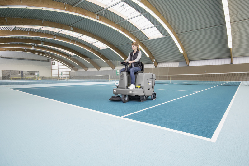 Karcher KM 85/50 R Bp Pack 80Ah Li+FC - zamiatarka z trakcją akumulatorowa