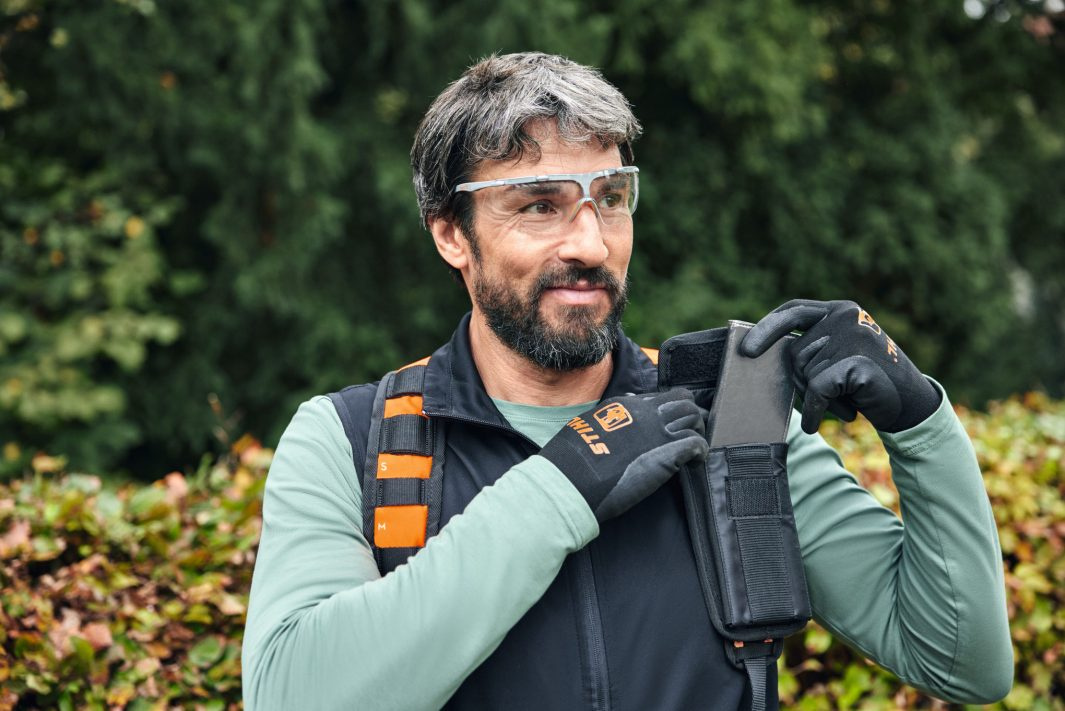 Etui na smartfon ADVANCE X-Flex STIHL – bezpieczne przechowywanie - dostosowanie do różnych modeli