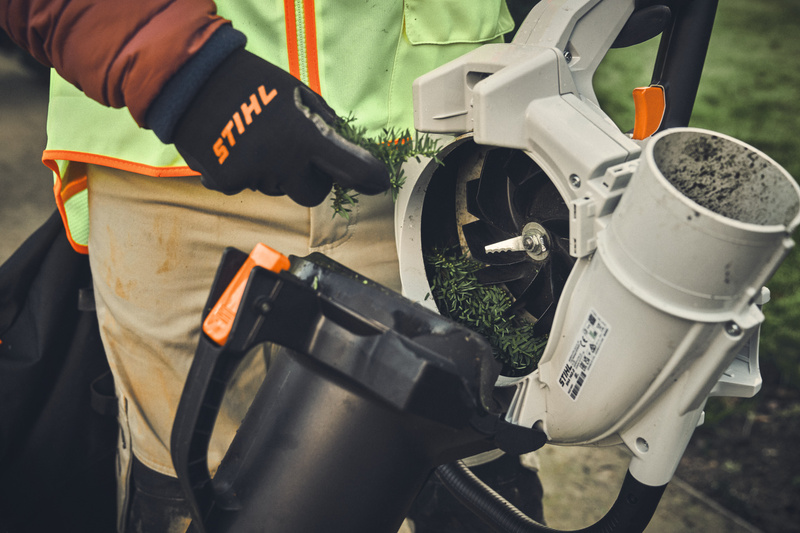 STIHL SHA 140 – odkurzacz ogrodowy akumulatorowy