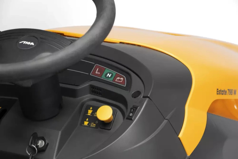 STIGA Estate 798 W – traktor ogrodowy