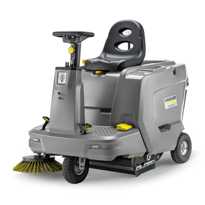 KARCHER Zamiatarka z trakcją KM 85/50 R Bp Pack 80Ah Li+FC