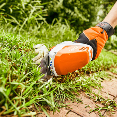 STIHL HSA 26 - w zestawie z akumulatorem, ladowarką i torba