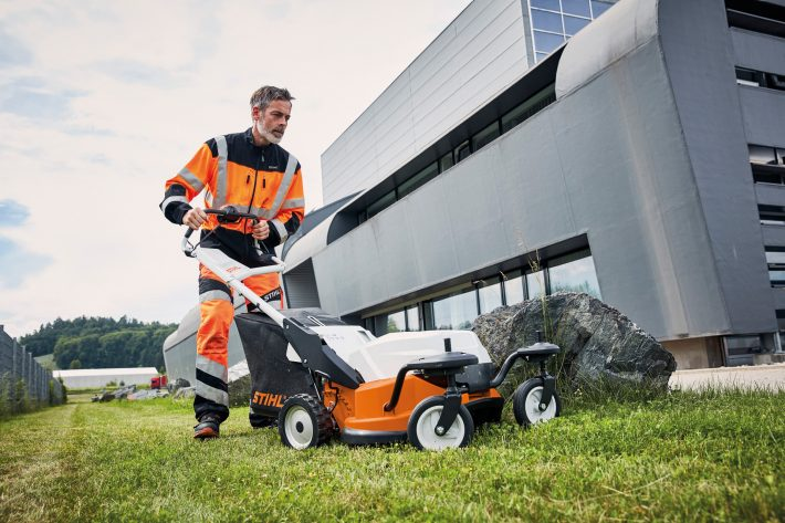 Stihl Zestaw RMA 765 V - Wygodne ładowanie i długi czas pracy