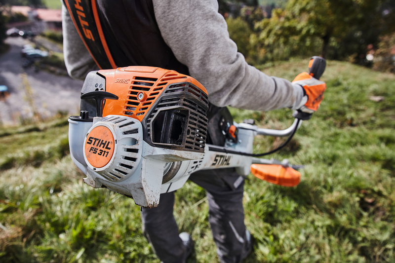 Stihl Kosa spalinowa FS 311 [Moc 1,9 KM] głowica żyłkowa AC 46-2