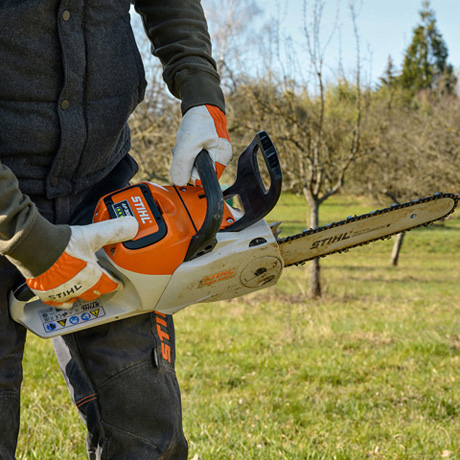 STIHL MSA 220 C-B – pilarka akumulatorowa, prowadnica 35 cm