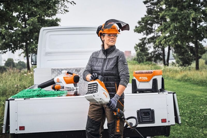 STIHL AL 1802 MO – ultraszybka ładowarka do akumulatorów ALLPRO / AP, 2 gniazda ładowania