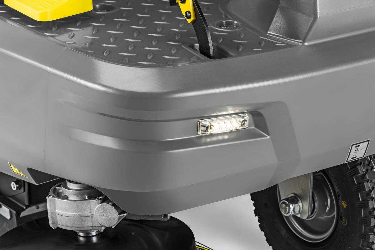 Karcher zamiatarka z fotelem KM 85/50 R Bp - komfort użytkowania