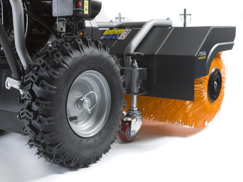 STIGA SWS 800 GE - zamiatarka spalinowa z rozruchem elektrycznym