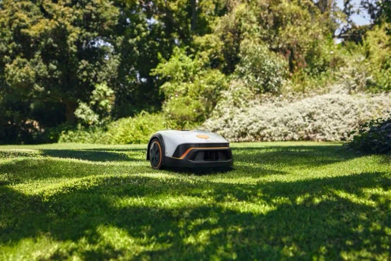 STIHL iMOW 7 – robot koszący, do 5000 m² (powystawowy)