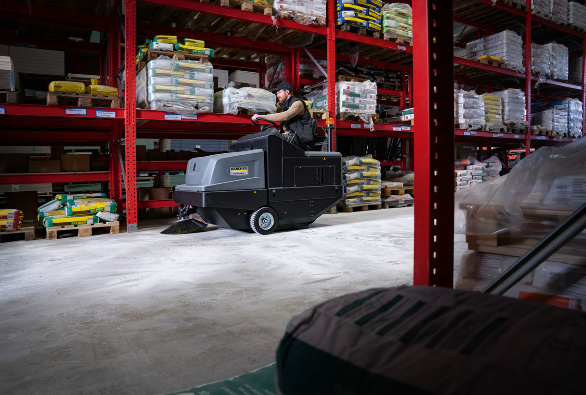 KARCHER Zamiatarka z trakcją KM 105/180 R Bp Classic - systemy filtracji i bezpieczeństwo
