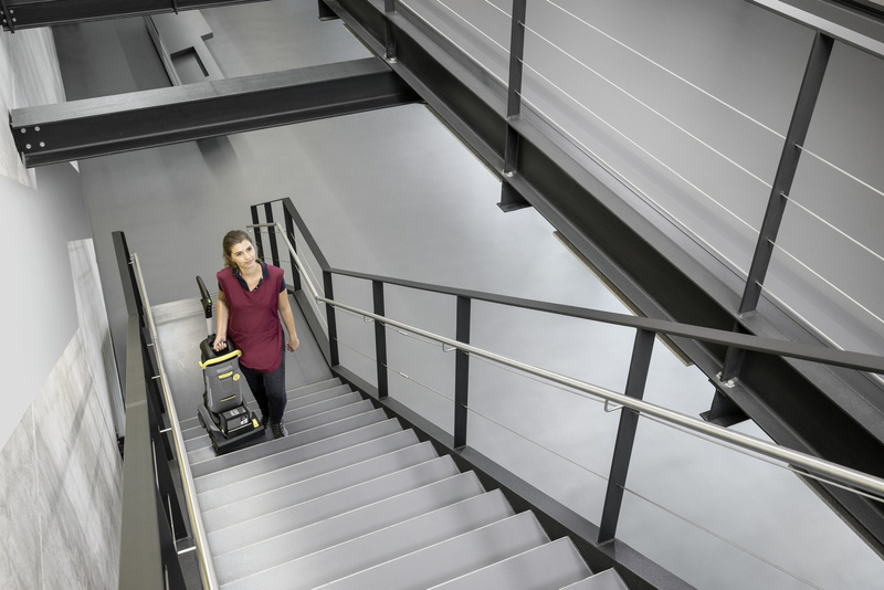 Karcher BR 30/4 C Bp Pack - szorowarka kompaktowa akumulatorowa