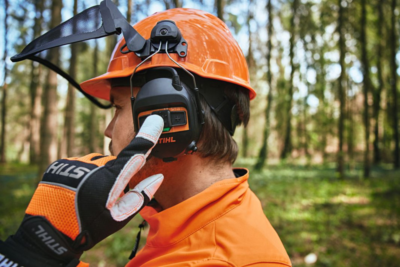 STIHL Advance X-Vent ProCOM – hełm ochronny z wentylacją i ProCOM