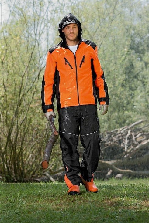 STIHL Raintec – spodnie przeciwdeszczowe czarne - funkcjonalność i komfort