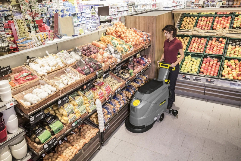 Karcher BD 43/25 C Classic Bp Pack 80Ah Li (12A) – szorowarka automatyczna akumulatorowa