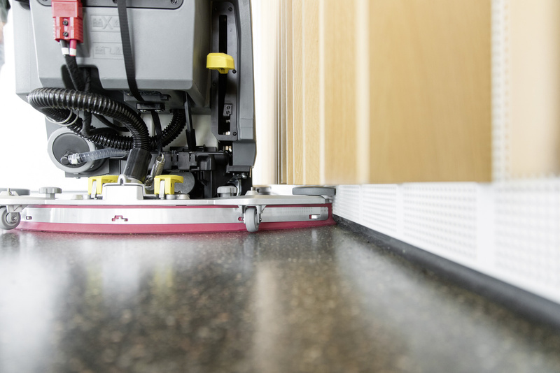 Karcher BD 50/55 W Classic Bp - szorowarka prowadzona ręcznie akumulatorowa