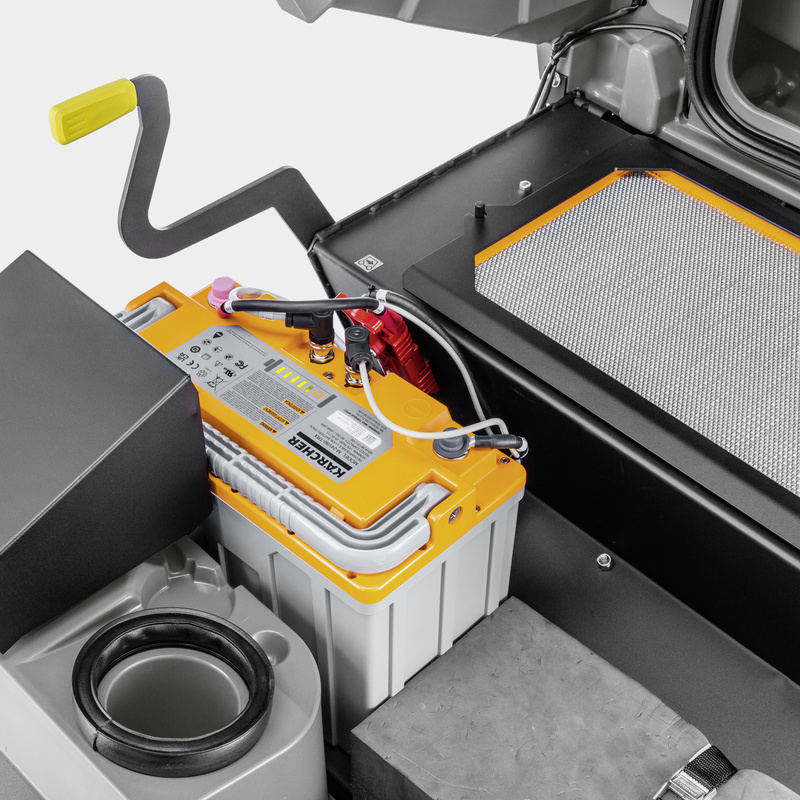 Karcher KM 85/50 R Bp Pack 80Ah Li+FC - zamiatarka z trakcją akumulatorowa