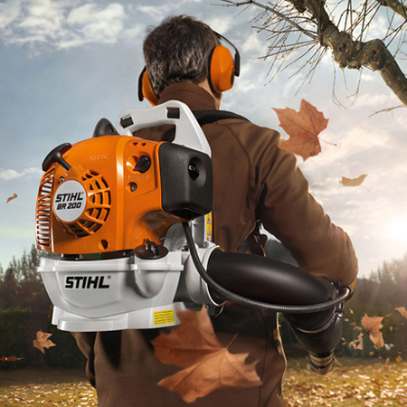 Stihl dmuchawa plecakowa BR 200 [Siła nadmuchu 12 N] [Maks. pręd. powietrza 67 m/s]