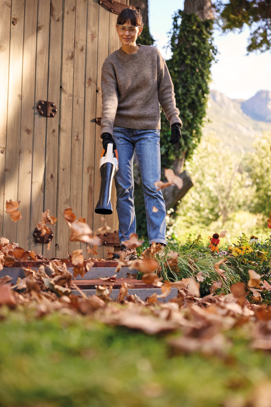 STIHL BGA 30 – dmuchawa akumulatorowa 5 N, 43 m/s, zestaw 2x AS 2 + ALS 31