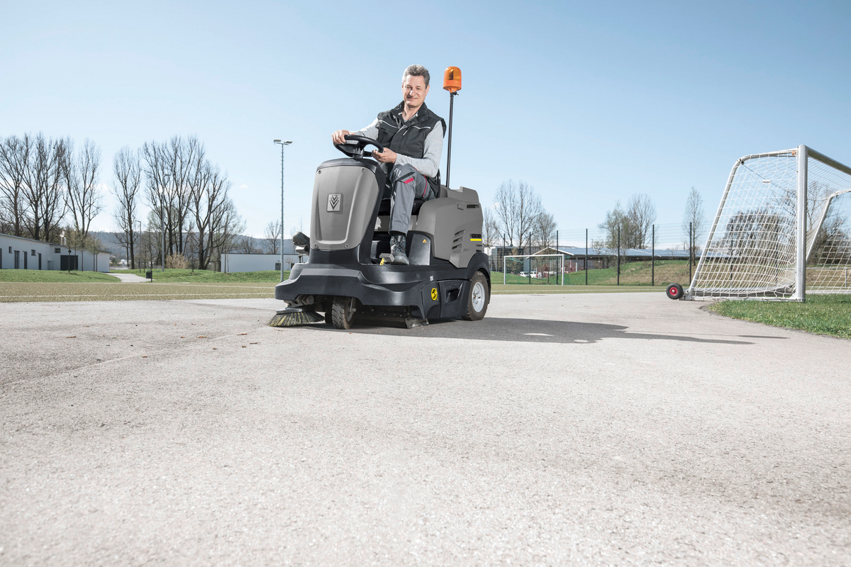 KARCHER Zamiatarka z trakcją KM 90/60 R G - system filtracji