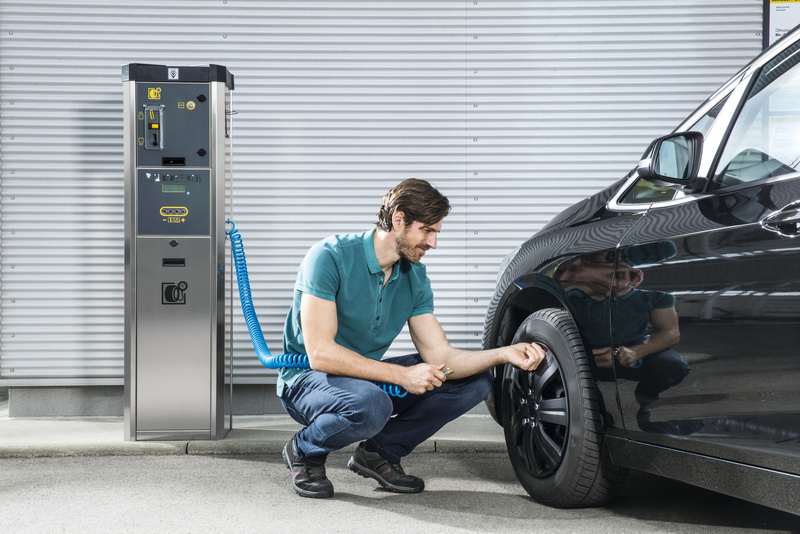 Karcher kompresor samoobsługowy Air Tower