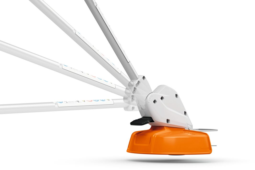 STIHL Kosa akumulatorowa FSA 30 Zestaw z AS2 + AL1 - bezpieczeństwo i niezawodność