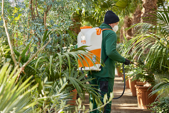 Stihl Opryskiwacz akumulatorowy SGA 85 [36 V] z systemem AP. Pojemność 17L  - ZESTAW