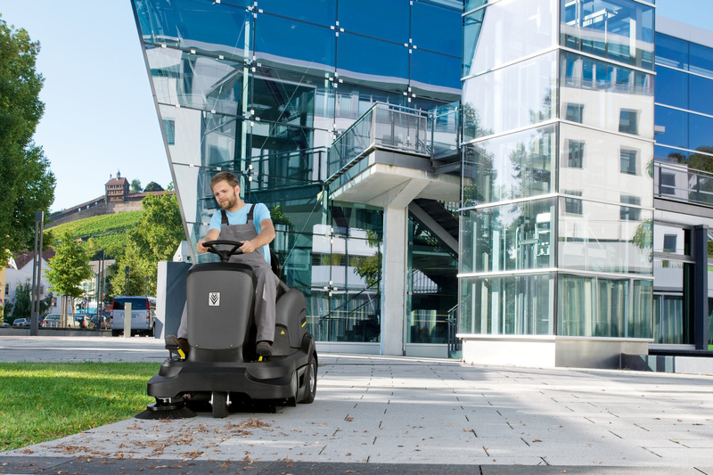 Karcher zamiatarka z fotelem KM 90/60 R G