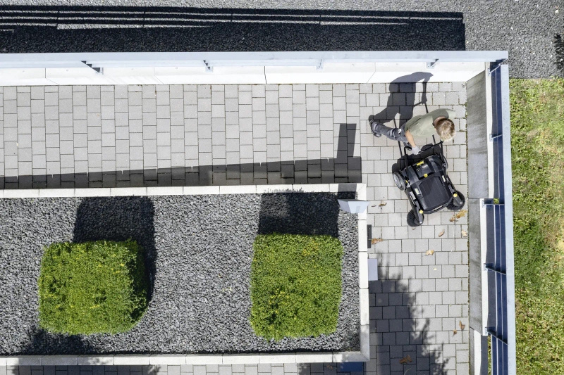 Karcher KM 70/20 C 2SB Anniversary Edition - zamiatarka ręczna