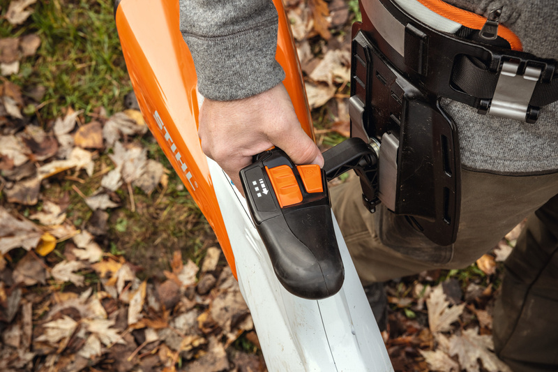 STIHL BGA 200 – dmuchawa akumulatorowa, 21 N, 84 m/s