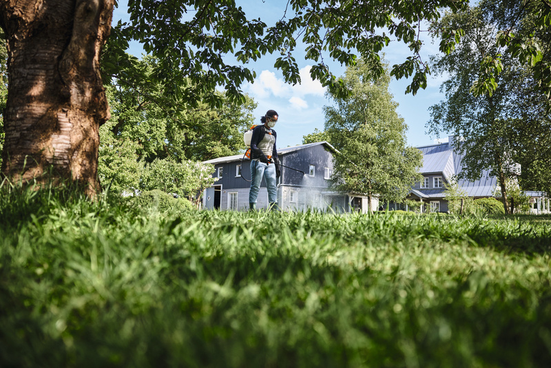 STIHL SGA 60 zestaw, opryskiwacz akumulatorowy