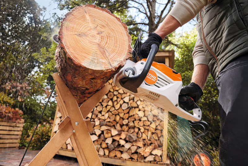 STIHL MSA 80 C-B – pilarka akumulatorowa, prowadnica 35 cm, PM3