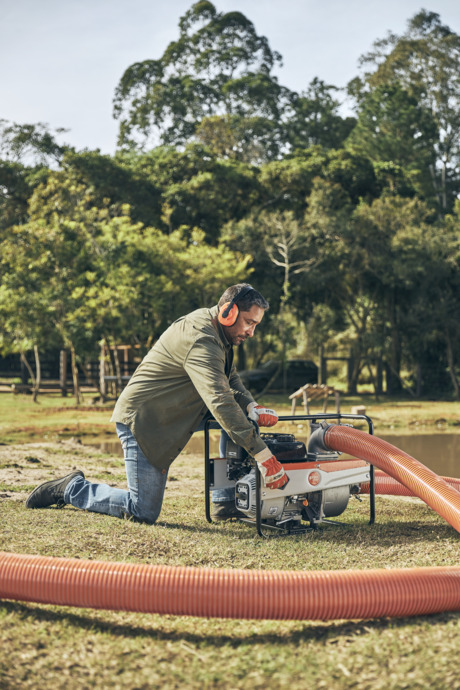 STIHL WP 900 – pompa wody spalinowa, maks. wydajność 94 m³/h