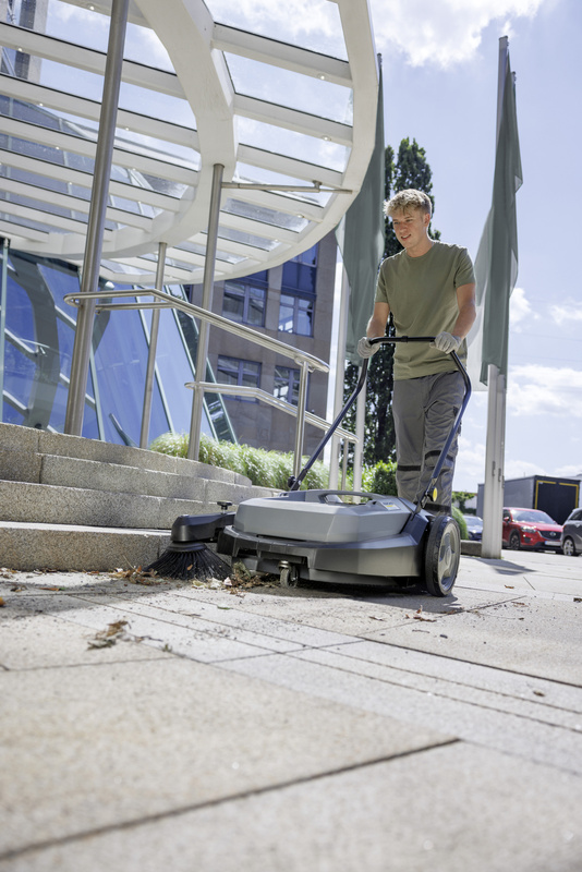 Karcher KM 70/20 C - zamiatarka ręczna