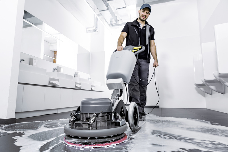 Karcher BDS 43/Orbital C Spray - szorowarka jednotarczowa orbitalna