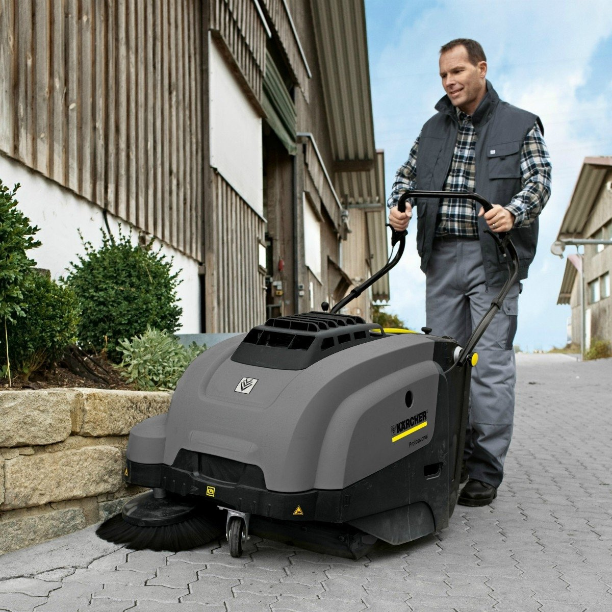 Karcher Zamiatarka KM 75/40 W Bp - łatwość obsługi