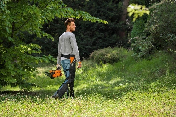 STIHL Ochraniacze przednie nóg Chaps 270° 105 cm - wygoda i funkcjonalność
