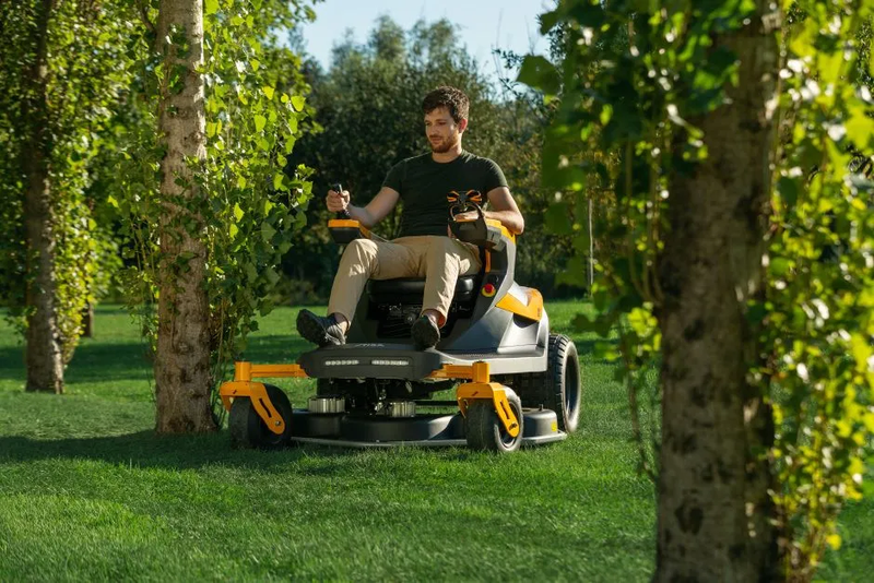 STIGA Gyro 900e – traktor akumulatorowy